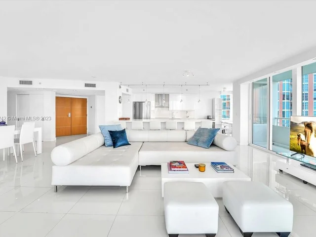 400 S Pointe Dr # 1910, Miami Beach FL 33139