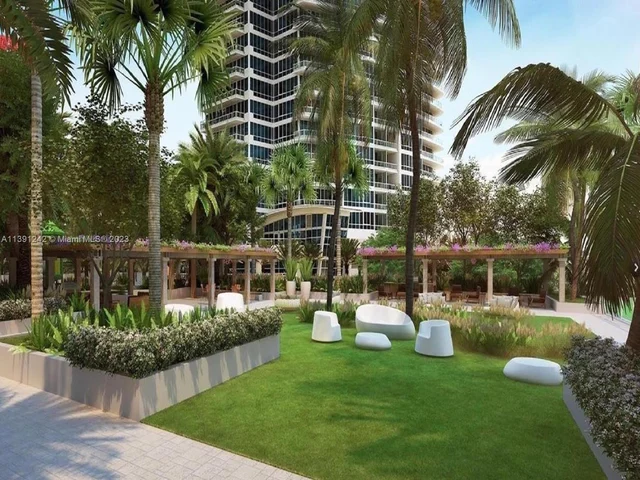 400 S Pointe Dr # 1910, Miami Beach FL 33139