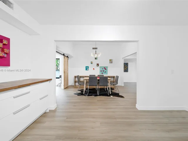 2631 Roosevelt St, Hollywood FL 33020