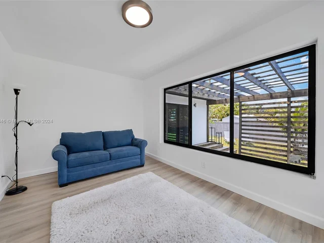 2631 Roosevelt St, Hollywood FL 33020