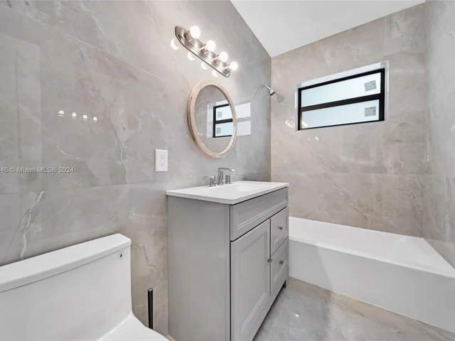 2631 Roosevelt St, Hollywood FL 33020