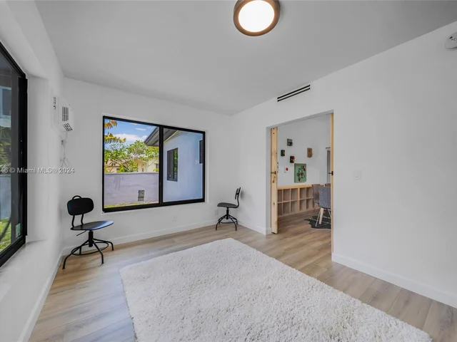 2631 Roosevelt St, Hollywood FL 33020