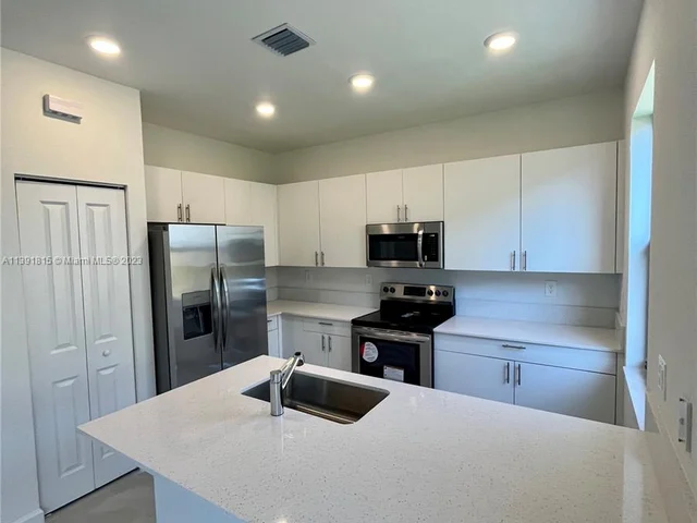 24679 SW 119th Pl, Homestead FL 33032