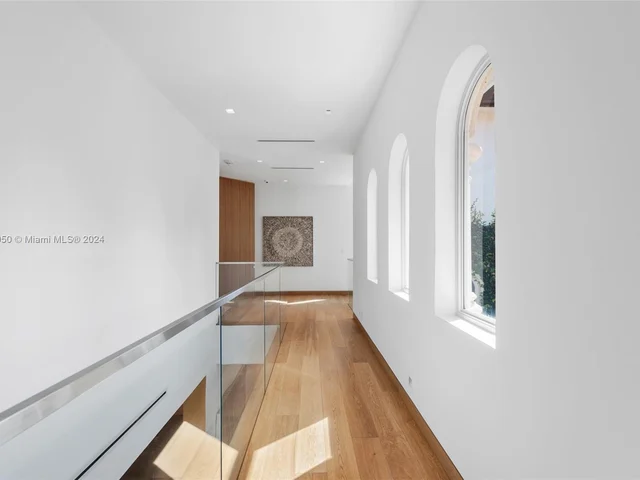 100 Golden Beach Dr, Golden Beach FL 33160