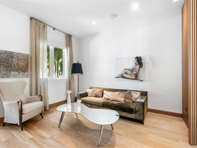 100 Golden Beach Dr, Golden Beach FL 33160