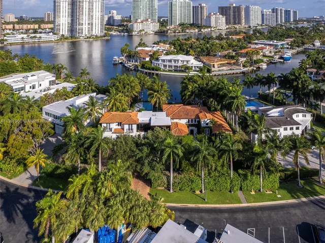 100 Golden Beach Dr, Golden Beach FL 33160