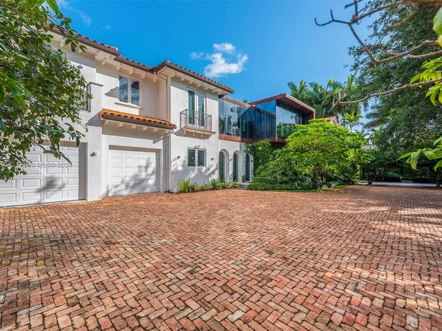 100 Golden Beach Dr, Golden Beach FL 33160