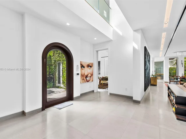 100 Golden Beach Dr, Golden Beach FL 33160