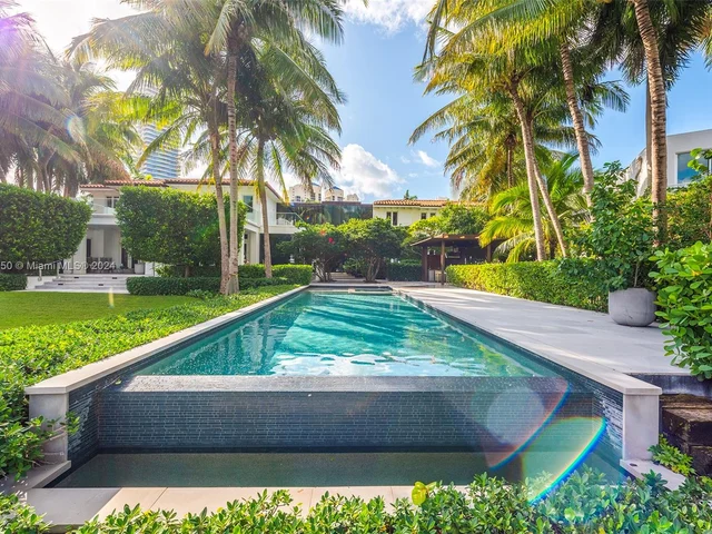 100 Golden Beach Dr, Golden Beach FL 33160