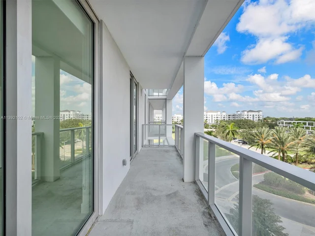 2000 Metropica Way # 502, Sunrise FL 33323