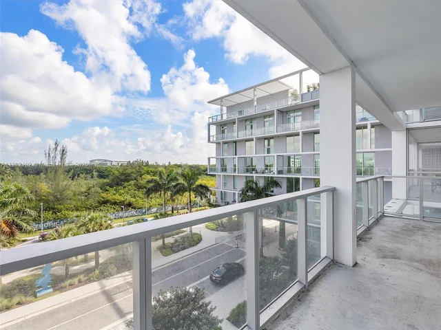 2000 Metropica Way # 502, Sunrise FL 33323