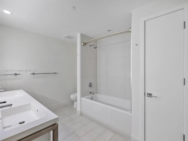 2000 Metropica Way # 502, Sunrise FL 33323