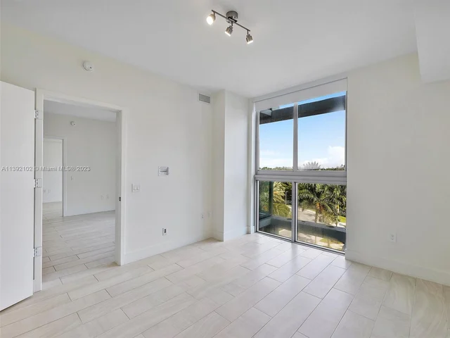 2000 Metropica Way # 502, Sunrise FL 33323