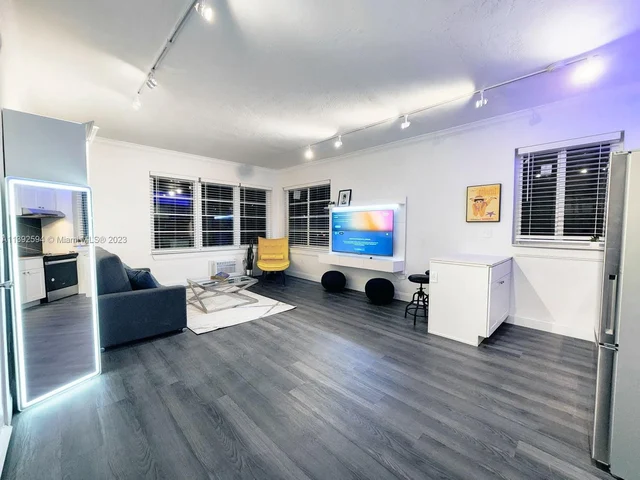 1115 Euclid Ave # 12, Miami Beach FL 33139