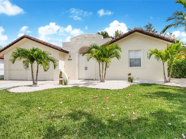 14711 SW 170th Ter, Miami FL 33187