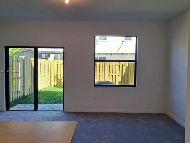 11809 SW 245th Ter, Miami FL 33032