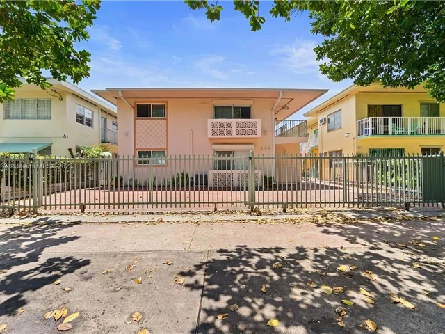 644 Meridian Ave # 2, Miami Beach FL 33139