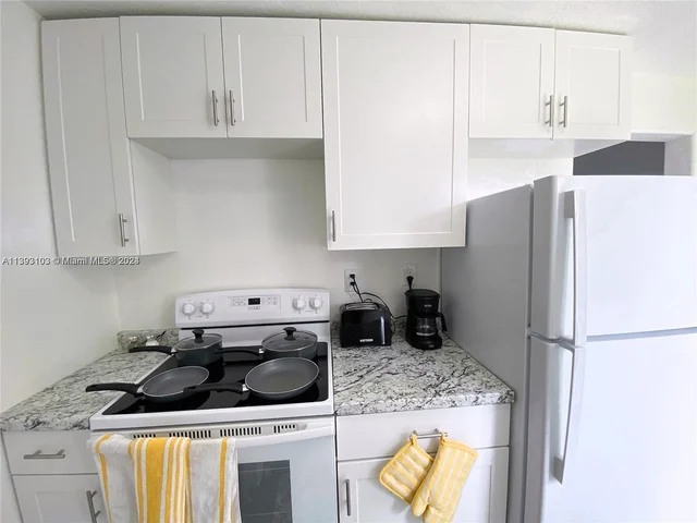 344 NW 7th Ave # 0, Delray Beach FL 33444