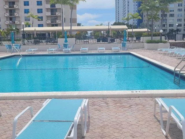 1865 S Ocean Dr # 5J, Hallandale Beach FL 33009