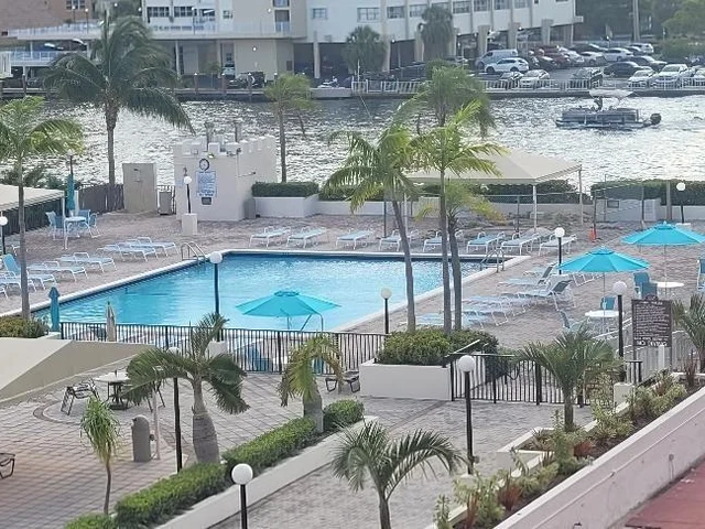 1865 S Ocean Dr # 5J, Hallandale Beach FL 33009