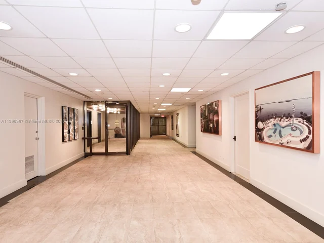 1800 NE 114th St # 1006, Miami FL 33181