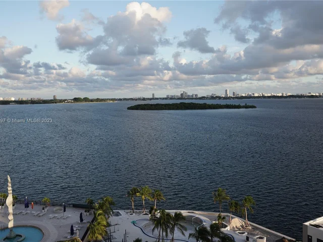 1800 NE 114th St # 1006, Miami FL 33181