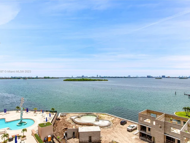 1800 NE 114th St # 1006, Miami FL 33181