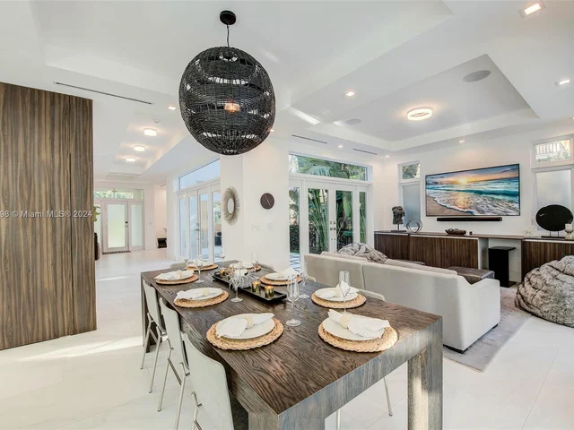 722 Navarre Ave # 0, Coral Gables FL 33134