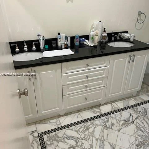 9801 Collins, Bal Harbour FL 33154