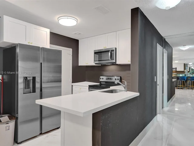 6700 NE 22nd Way # 2223, Fort Lauderdale FL 33308