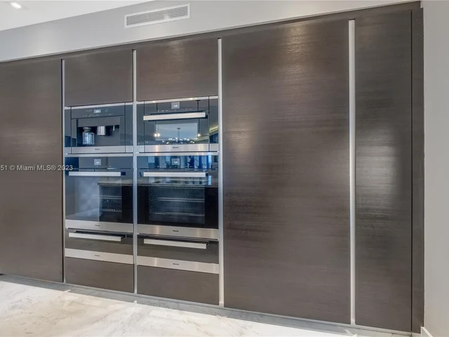 18555 Collins Ave # 1505, Sunny Isles Beach FL 33160