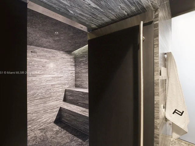 18555 Collins Ave # 1505, Sunny Isles Beach FL 33160