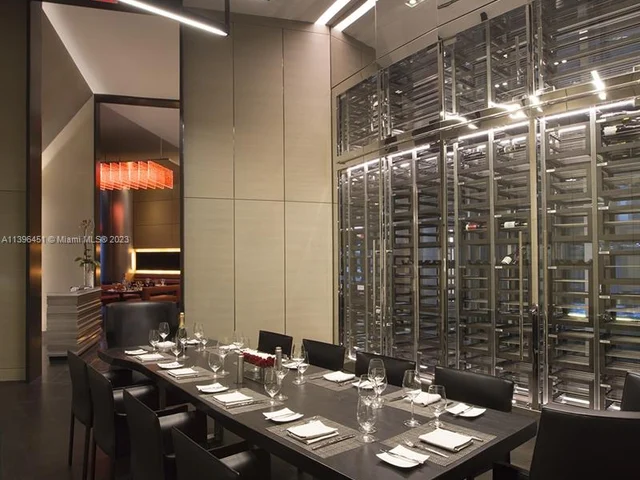 18555 Collins Ave # 1505, Sunny Isles Beach FL 33160