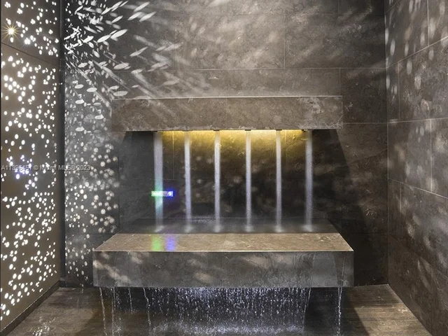 18555 Collins Ave # 1505, Sunny Isles Beach FL 33160