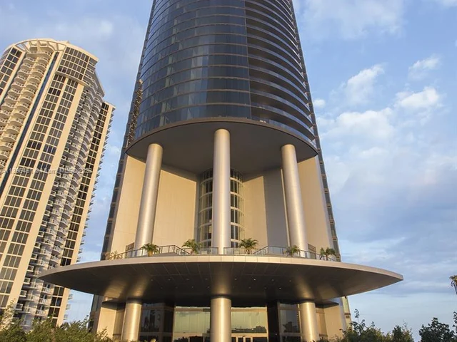 18555 Collins Ave # 1505, Sunny Isles Beach FL 33160