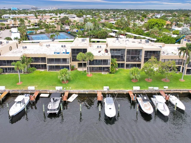 1100 SE 5th Ct # 86, Pompano Beach FL 33060