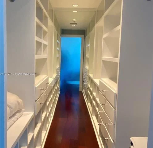 601 NE 36th St # 3201, Miami FL 33137