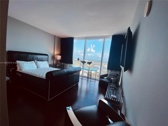 601 NE 36th St # 3201, Miami FL 33137