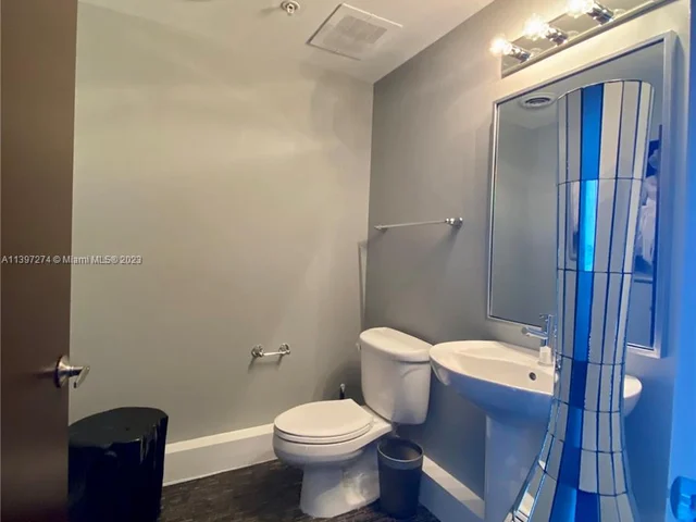 601 NE 36th St # 3201, Miami FL 33137