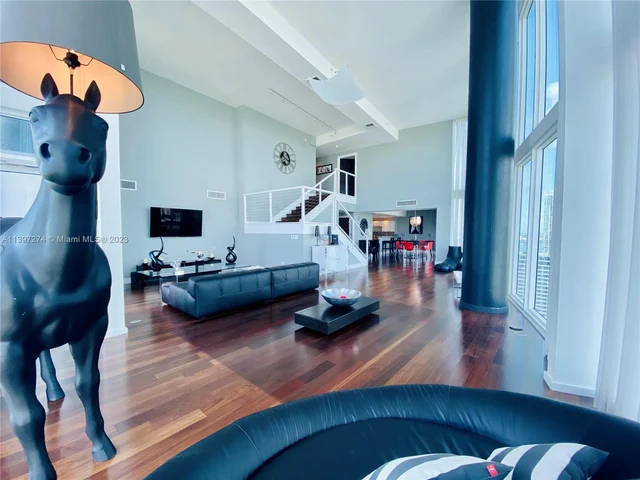 601 NE 36th St # 3201, Miami FL 33137