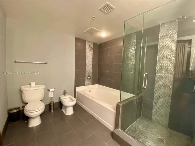 601 NE 36th St # 3201, Miami FL 33137