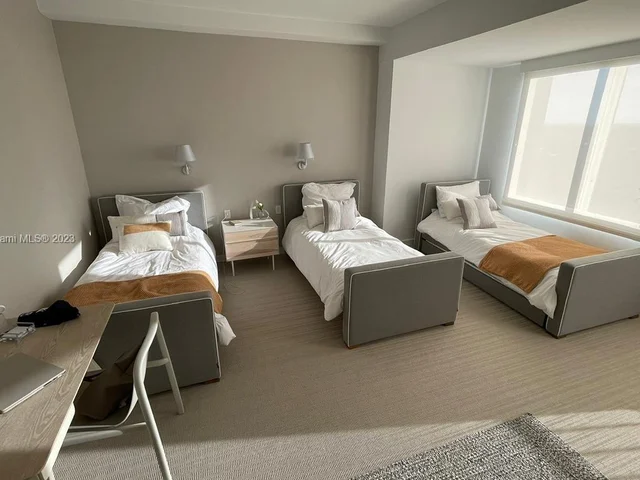 201 Crandon Blvd # 1002, Key Biscayne FL 33149