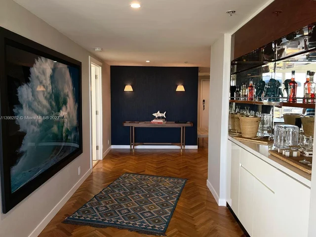 201 Crandon Blvd # 1002, Key Biscayne FL 33149