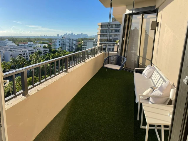 201 Crandon Blvd # 1002, Key Biscayne FL 33149