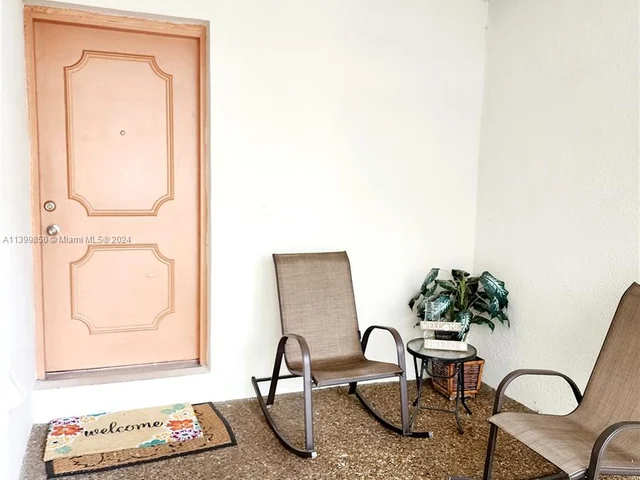 6511 Racquet Club Dr # 46, Lauderhill FL 33319