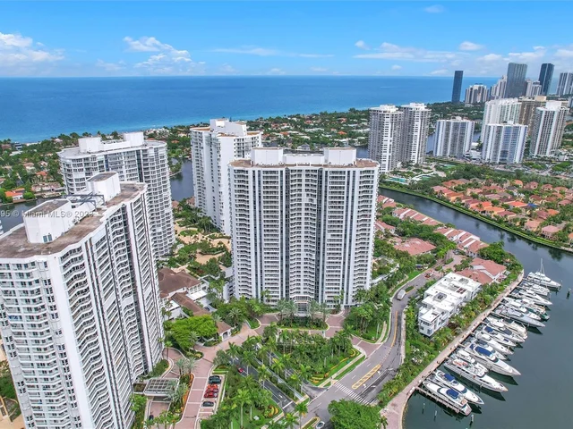 21055 Yacht Club Dr # 3103, Aventura FL 33180