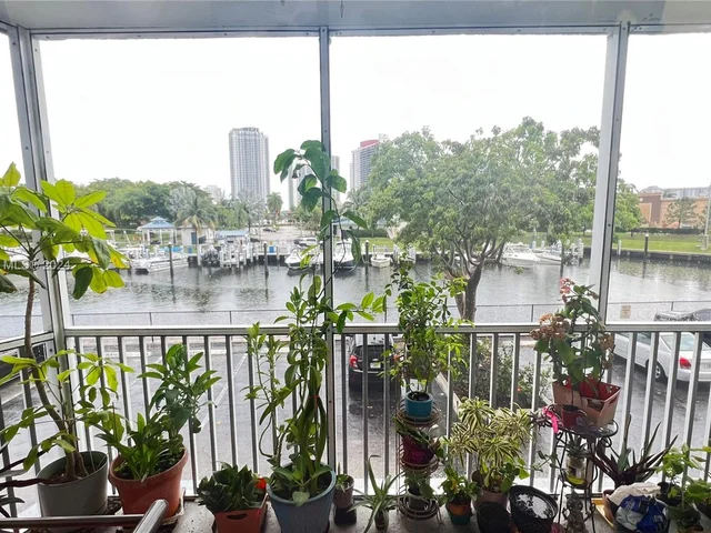 200 Diplomat Pkwy # 234, Hallandale Beach FL 33009