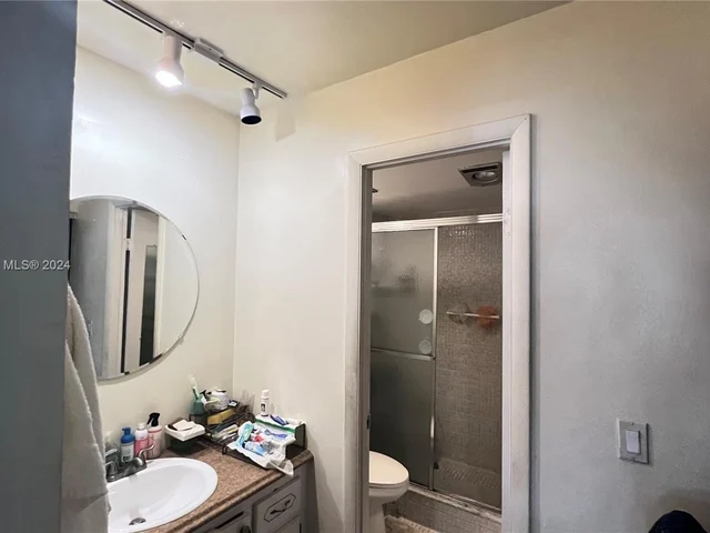 200 Diplomat Pkwy # 234, Hallandale Beach FL 33009