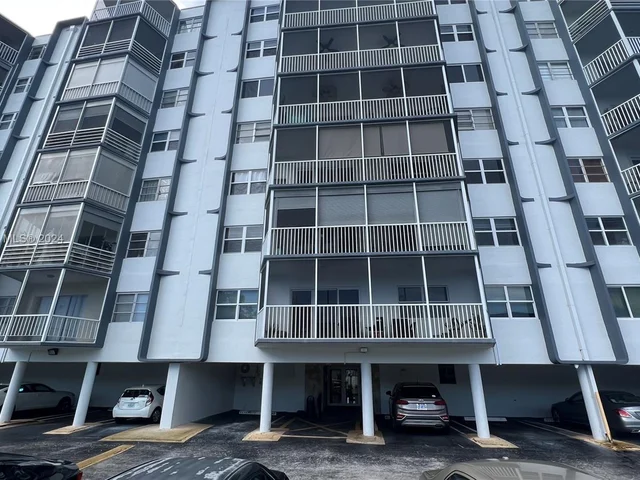 200 Diplomat Pkwy # 234, Hallandale Beach FL 33009