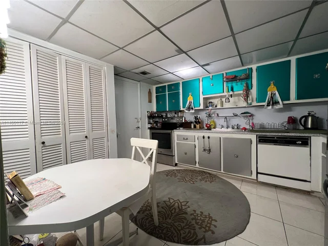 200 Diplomat Pkwy # 234, Hallandale Beach FL 33009